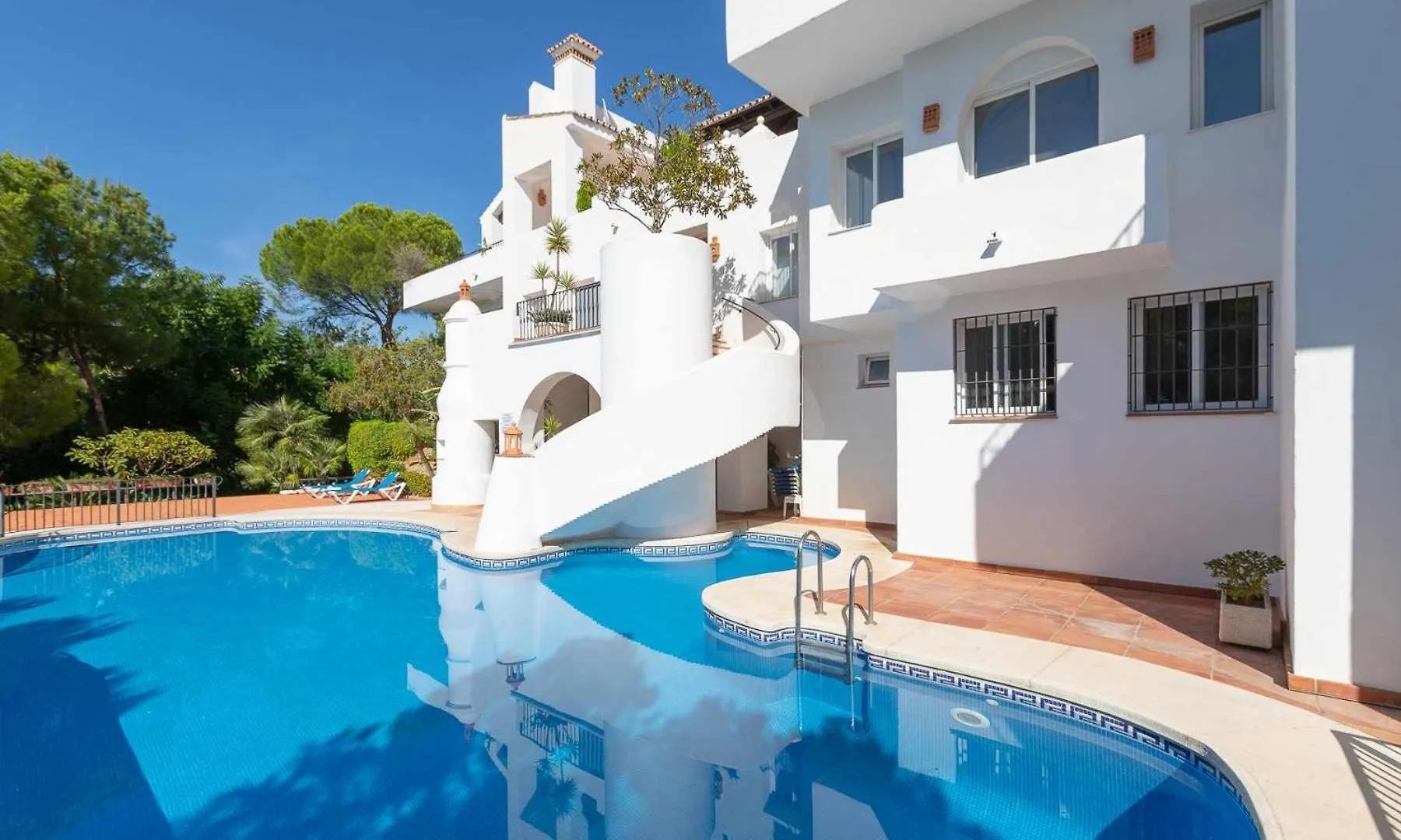 Golf Duplex Con Piscina En La Quinta Golf Marbella Apartment Malaga